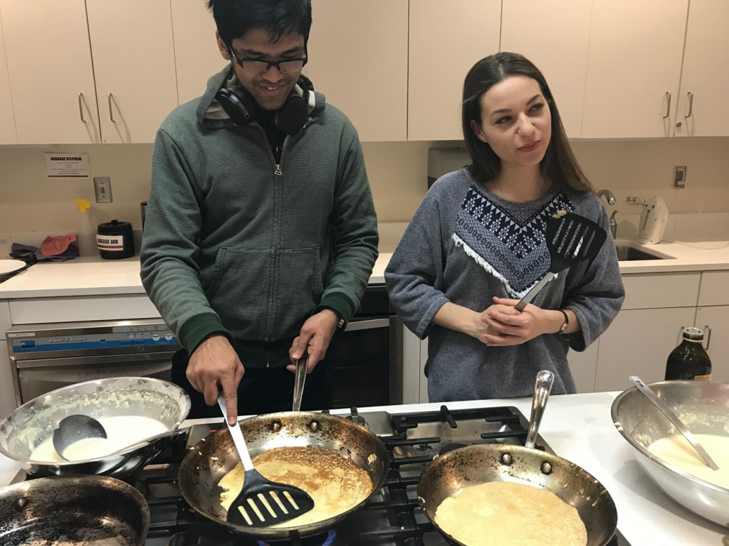 slavic society - making blini