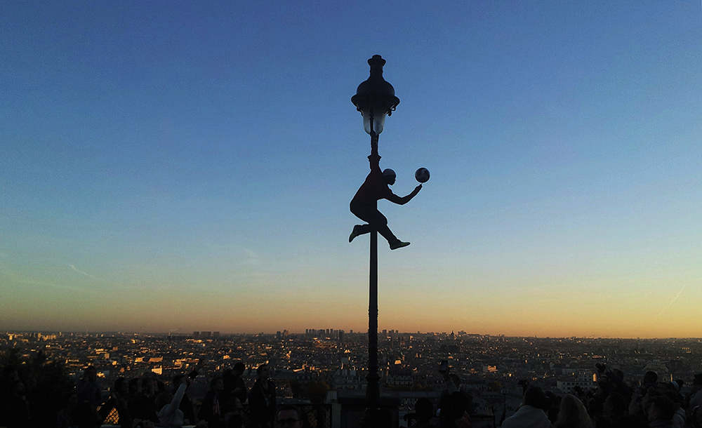 'An Unlikely Moon' by Casey Waldren '17, taken in Paris '15
